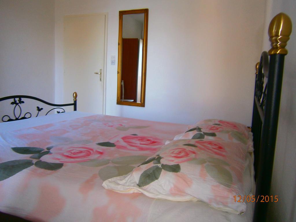 Apartments Tri Palme Baška Voda Cameră foto